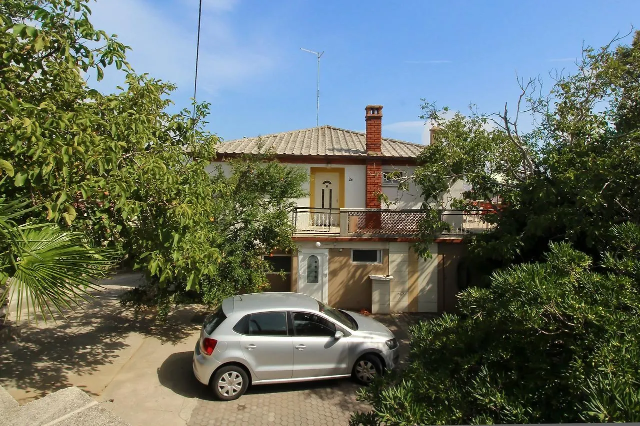 Apartment Ana G Šilo